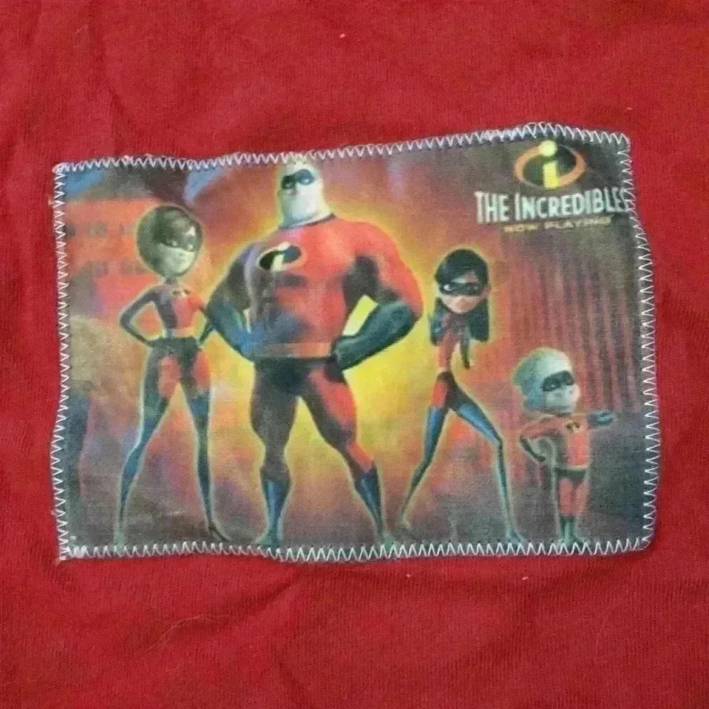 ⭐️New! Children’s Place Disney Incredibles T-shirt boys S(4)